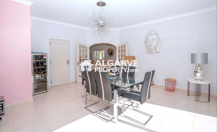 Image No.23-4 Bed Villa for sale