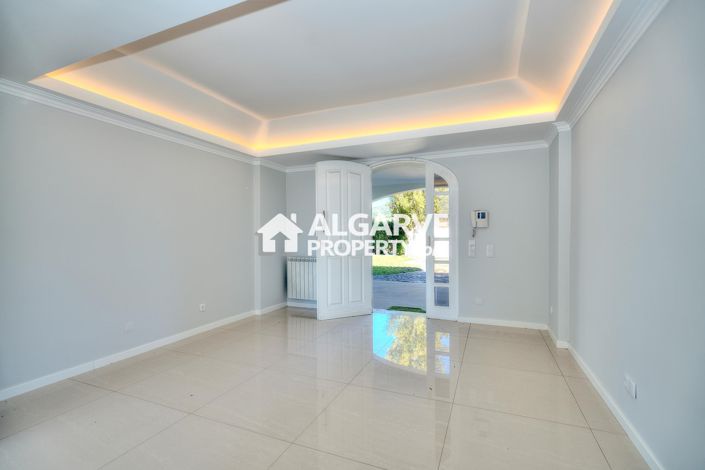 Image No.14-Villa de 6 chambres à vendre à Estói