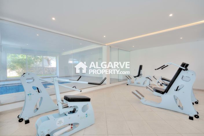 Image No.32-Villa de 6 chambres à vendre à Estói