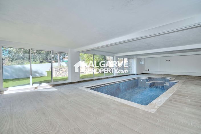 Image No.33-Villa de 6 chambres à vendre à Estói