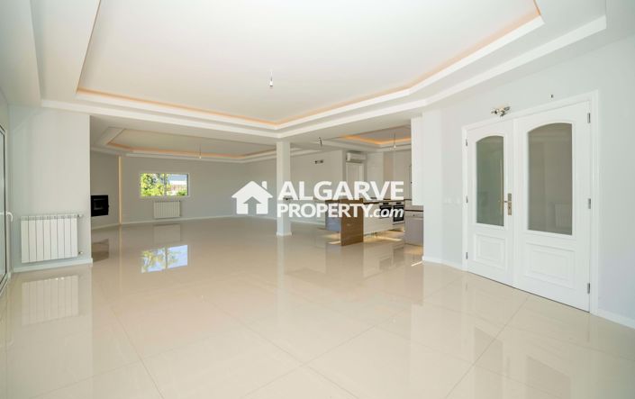 Image No.46-Villa de 6 chambres à vendre à Estói