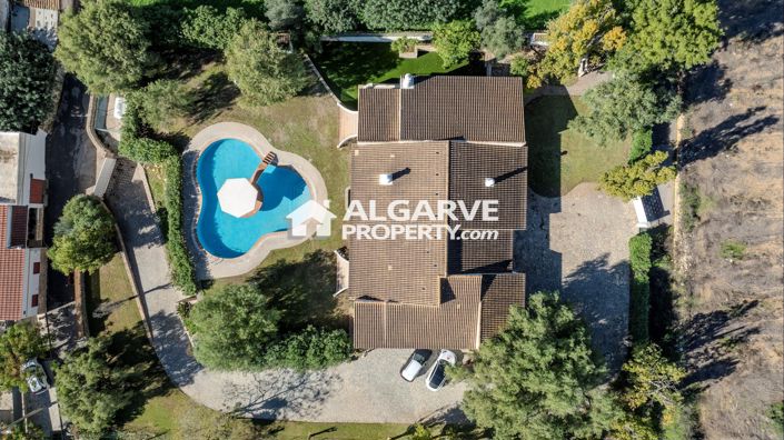 Image No.7-Villa de 6 chambres à vendre à Estói