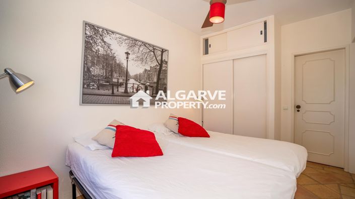 Image No.14-3 Bed Villa for sale