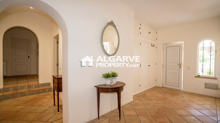 Image No.18-3 Bed Villa for sale