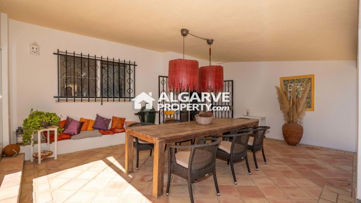 Image No.30-3 Bed Villa for sale