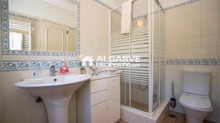 Image No.7-3 Bed Villa for sale