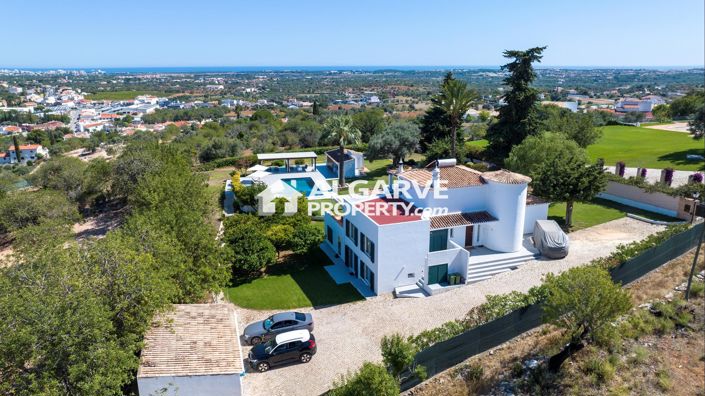 Image No.37-5 Bed Villa for sale