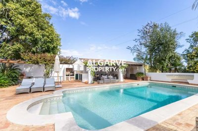 3-9978-78d1f4f8b6655591b02d22fabb36a692d73cca