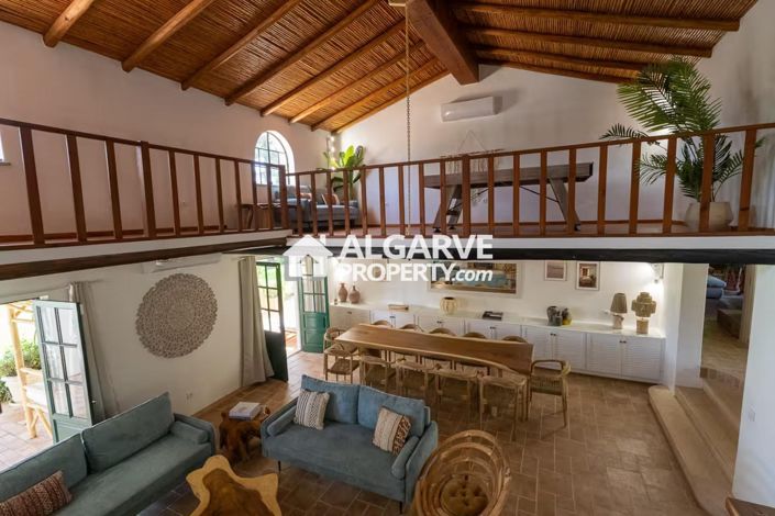 Image No.15-7 Bed Villa for sale