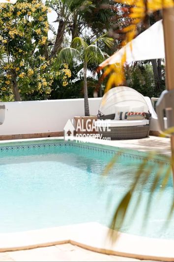 Image No.35-7 Bed Villa for sale