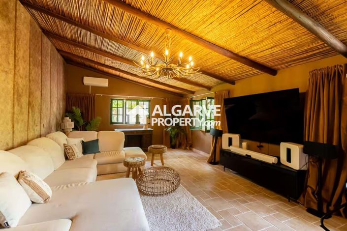 Image No.47-7 Bed Villa for sale