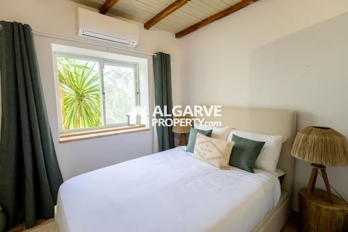 Image No.50-7 Bed Villa for sale