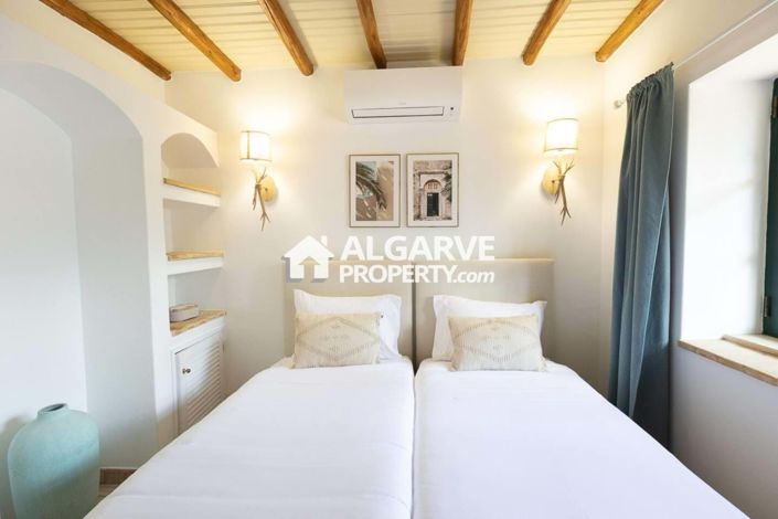 Image No.52-7 Bed Villa for sale