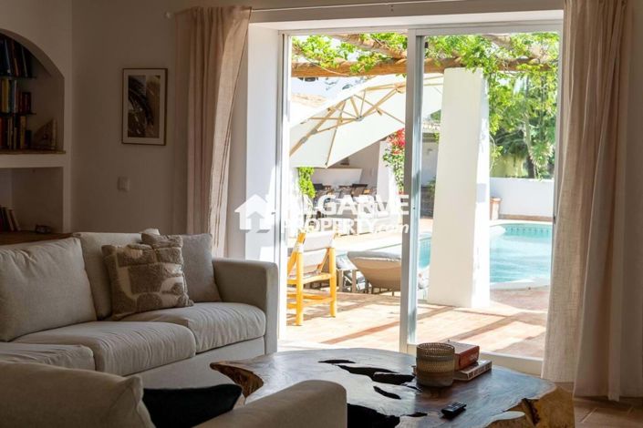 Image No.6-7 Bed Villa for sale