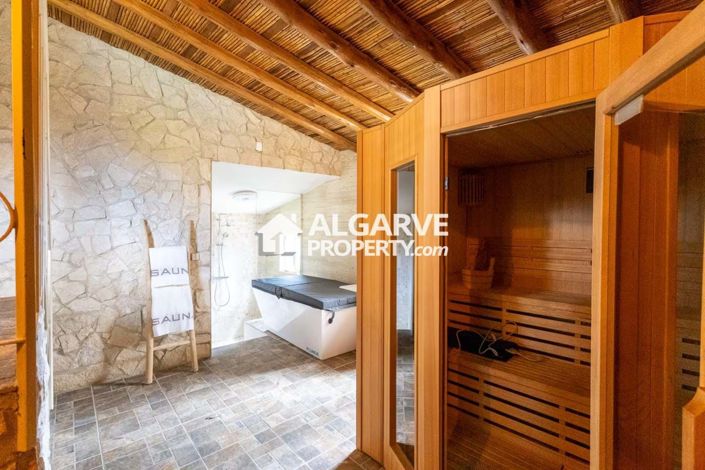 Image No.60-7 Bed Villa for sale