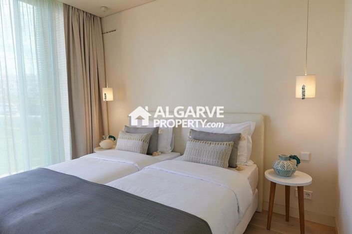 Image No.12-3 Bed Apartment for sale