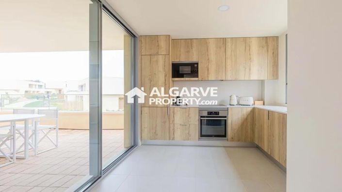 Image No.14-3 Bed Apartment for sale