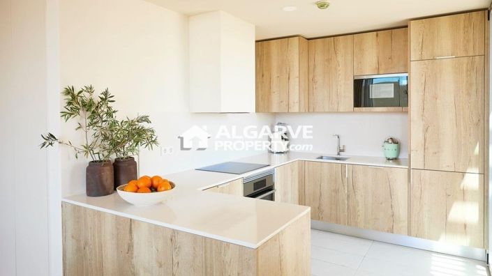 Image No.3-3 Bed Apartment for sale