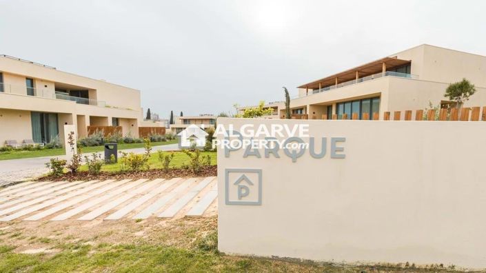 Image No.24-3 Bed Villa for sale