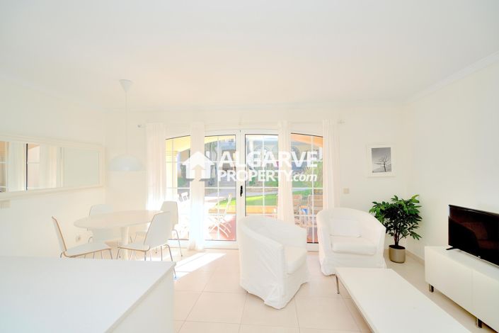 Image No.25-2 Bed Apartment for sale