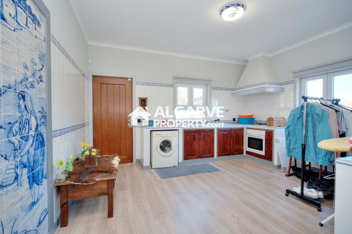 Image No.43-5 Bed Villa for sale