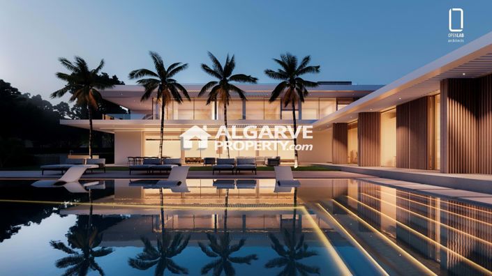 Image No.3-8 Bed Villa for sale