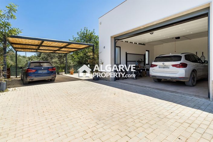 Image No.40-4 Bed Villa for sale