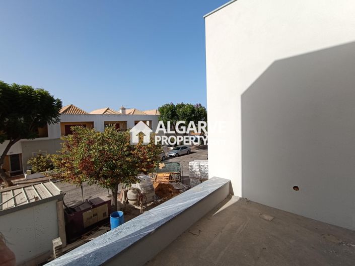 Image No.24-4 Bed Villa for sale