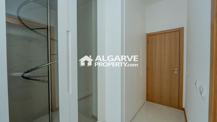 Image No.23-4 Bed Villa for sale