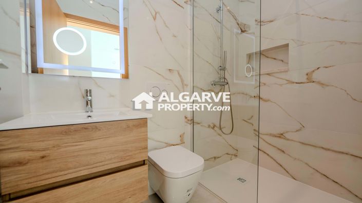 Image No.31-4 Bed Villa for sale