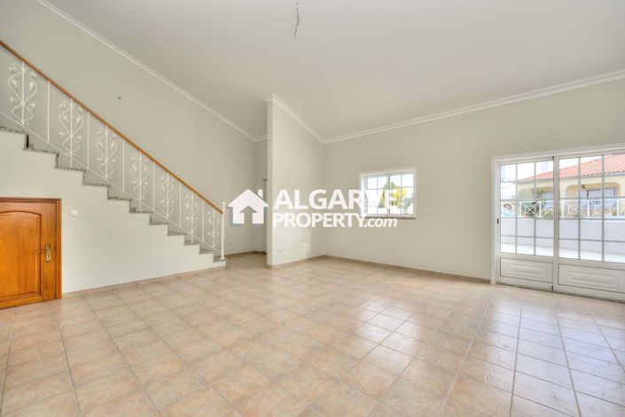 Image No.5-Maison de ville de 3 chambres à vendre à Loule