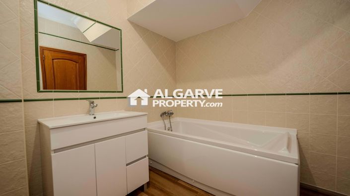 Image No.9-Maison de ville de 3 chambres à vendre à Loule