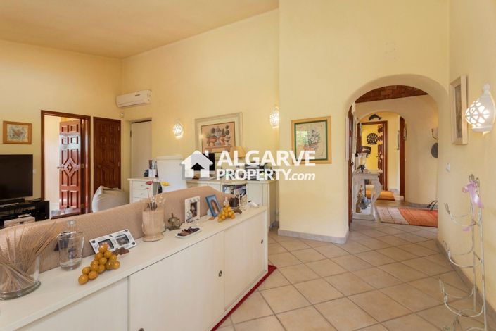 Image No.11-3 Bed Villa for sale