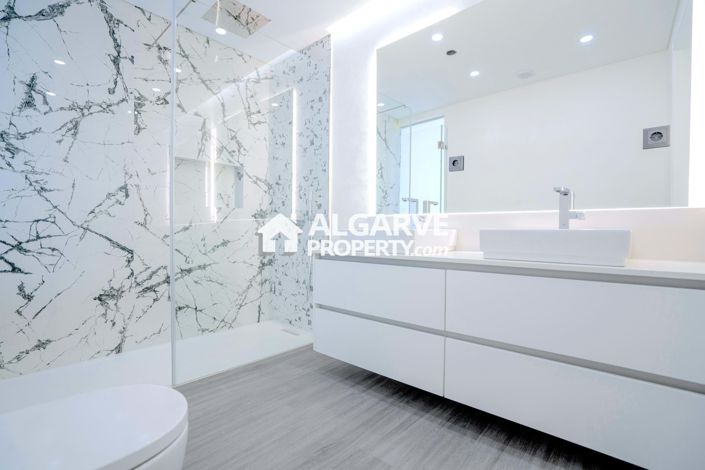 Image No.34-3 Bed Villa for sale