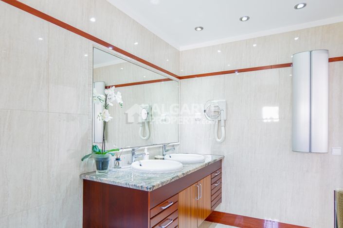 Image No.21-3 Bed Villa for sale
