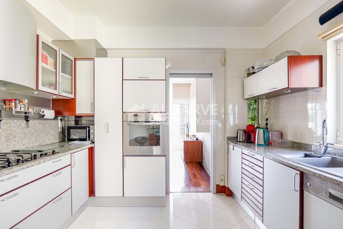 Image No.3-3 Bed Villa for sale