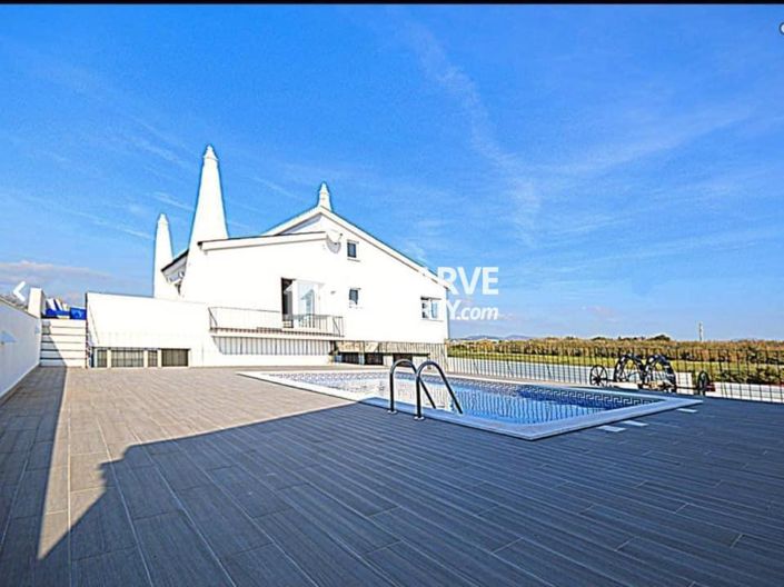 Image No.1-Villa de 6 chambres à vendre à Faro City