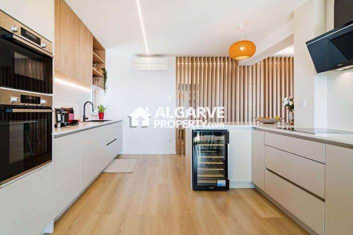 Image No.16-5 Bed Apartment for sale