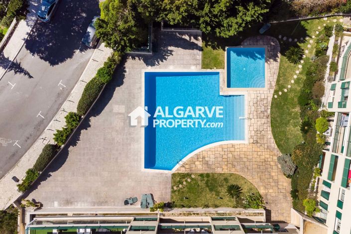 Image No.35-5 Bed Apartment for sale