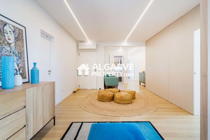 Image No.9-5 Bed Apartment for sale