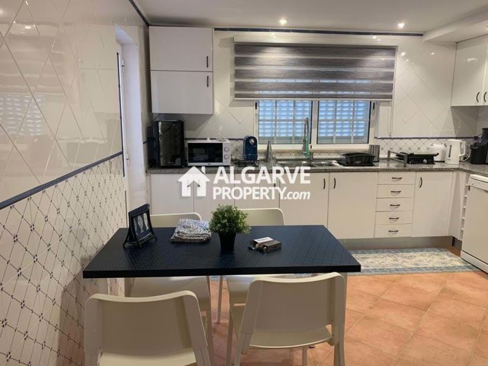 Image No.8-Villa de 4 chambres à vendre à Quarteira