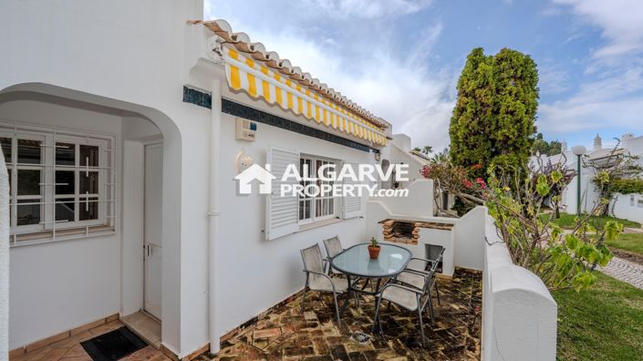 Image No.1-1 Bed Villa for sale