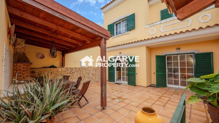 Image No.13-3 Bed Villa for sale