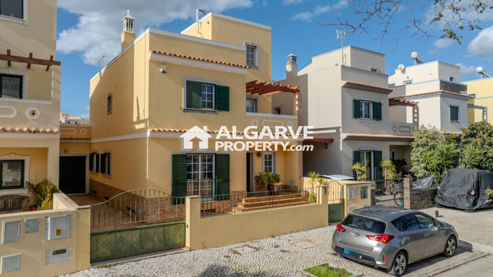 Image No.46-3 Bed Villa for sale