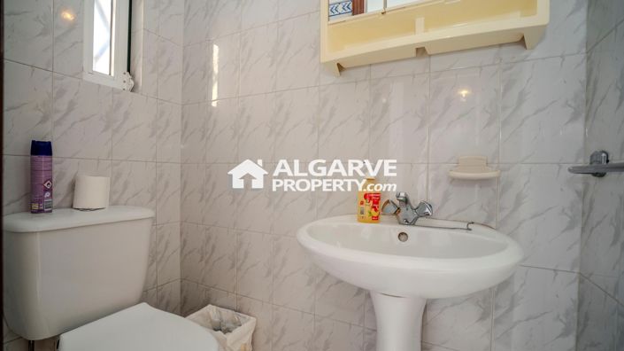 Image No.14-2 Bed Townhouse for sale