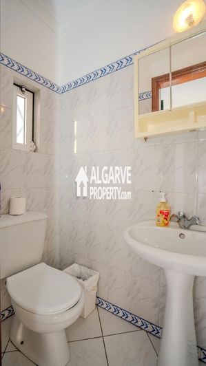 Image No.15-2 Bed Townhouse for sale