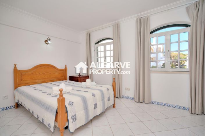 Image No.3-2 Bed Townhouse for sale