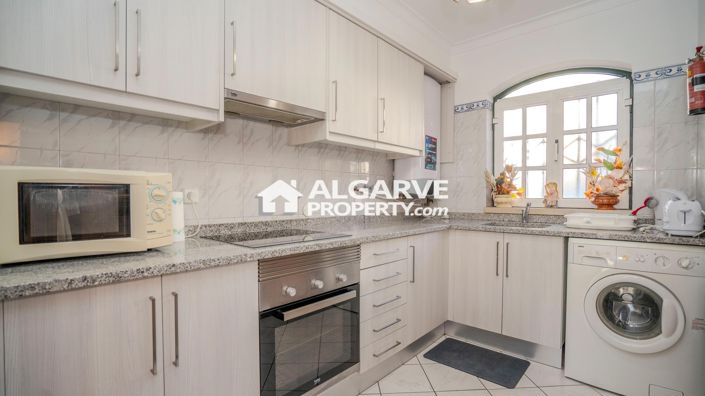 Image No.4-2 Bed Townhouse for sale