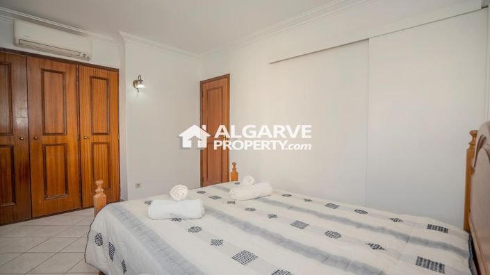 Image No.5-2 Bed Townhouse for sale