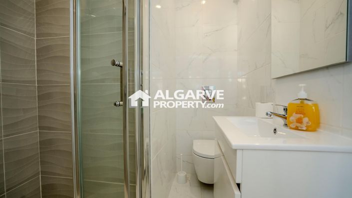 Image No.7-2 Bed Townhouse for sale